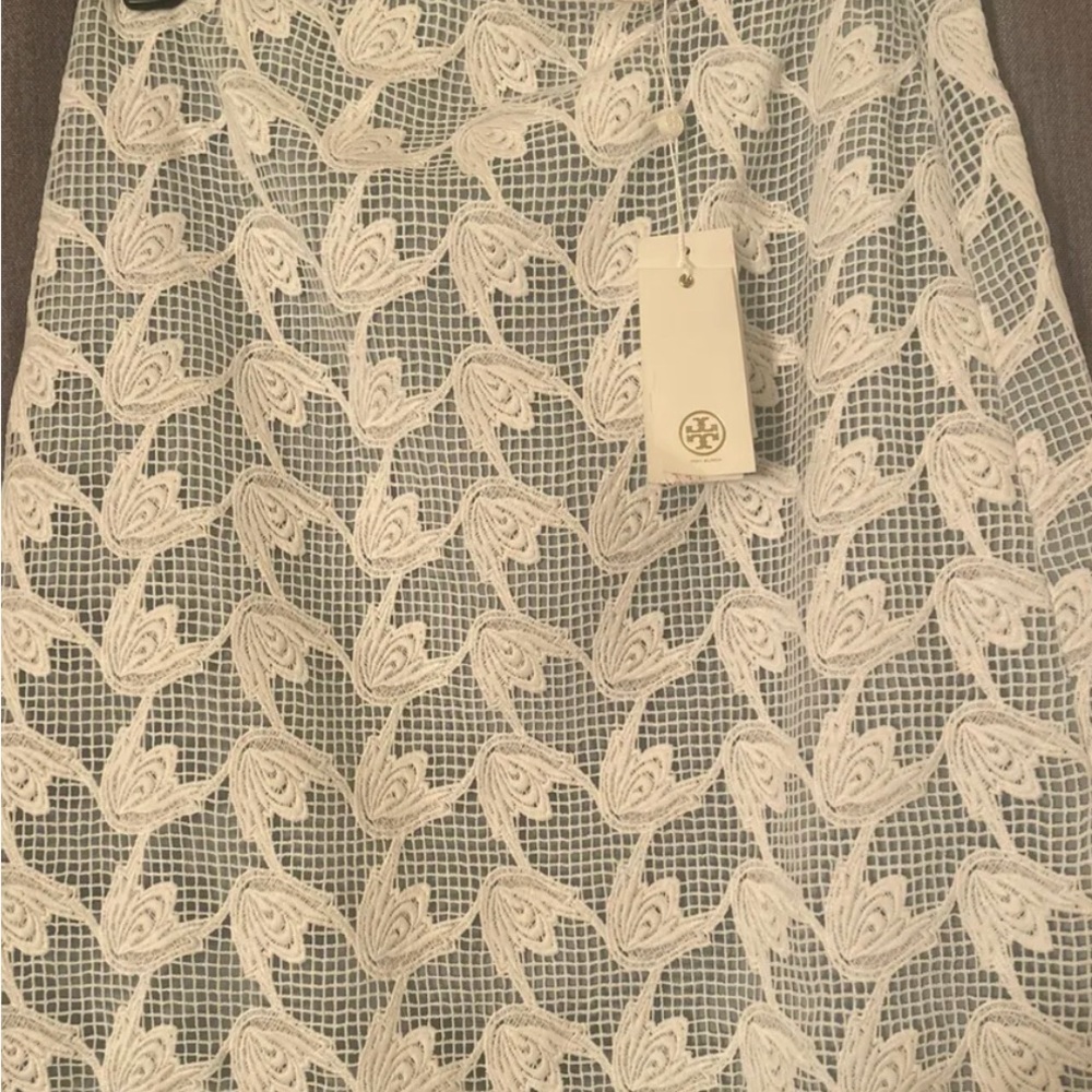 NWT Tory Burch Skirt (size 2) Retails $348